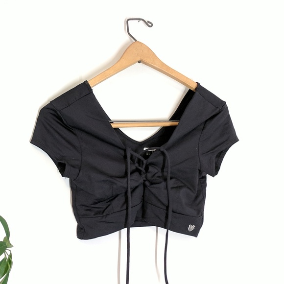 Forever 21 Other - FOREVER 21 black seamless lace-up crop top